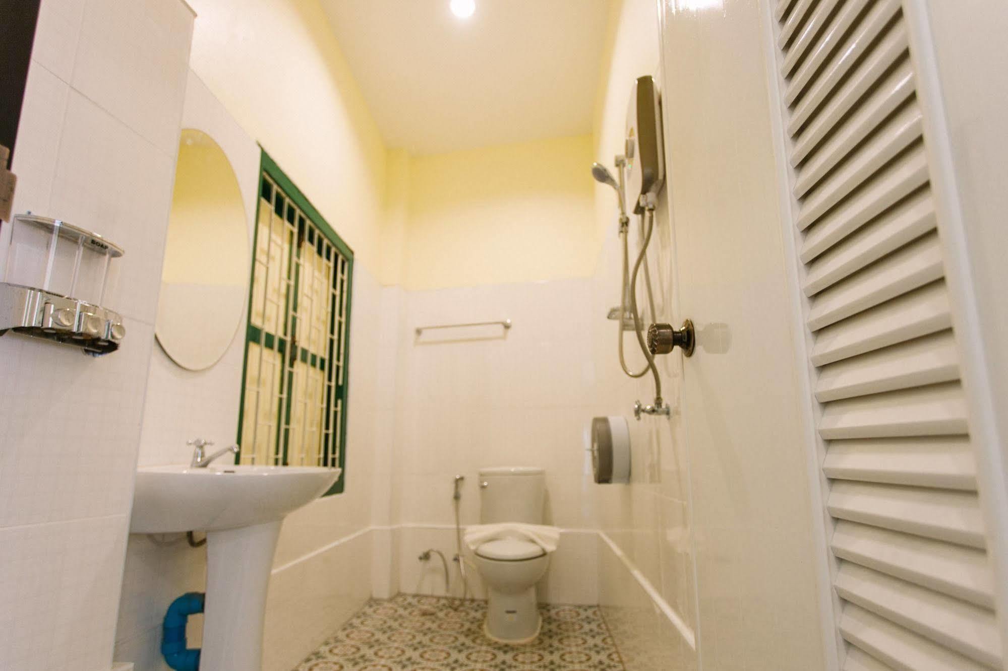 טראנג Srisomboon Hostel מראה חיצוני תמונה