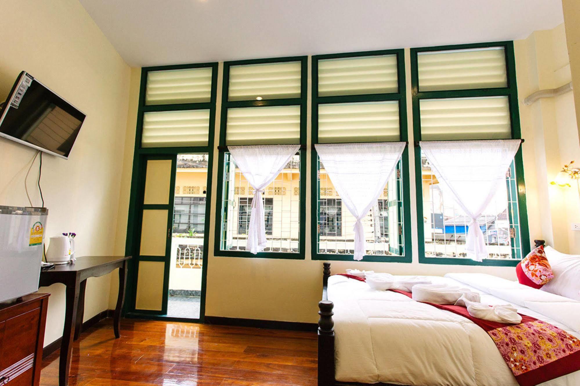 טראנג Srisomboon Hostel מראה חיצוני תמונה