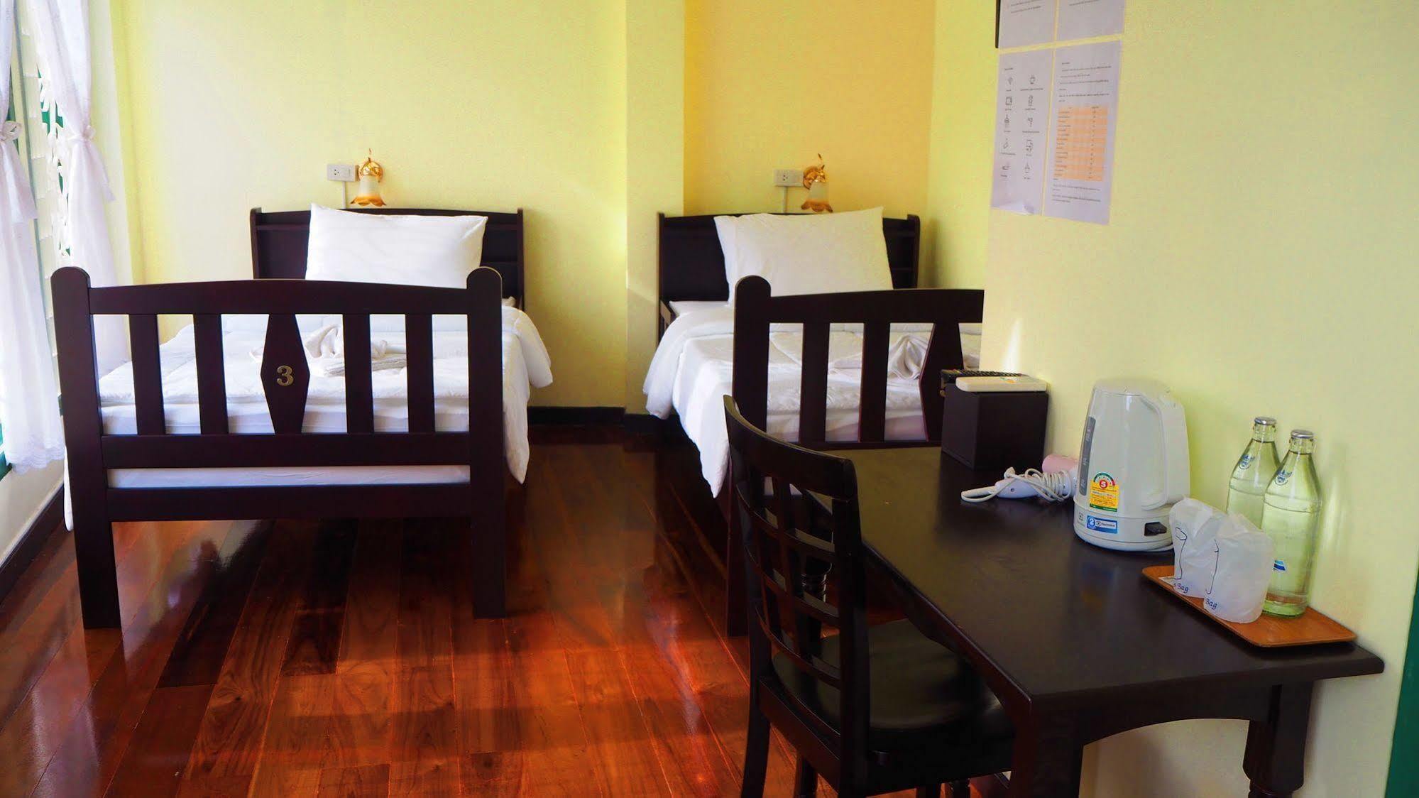 טראנג Srisomboon Hostel מראה חיצוני תמונה